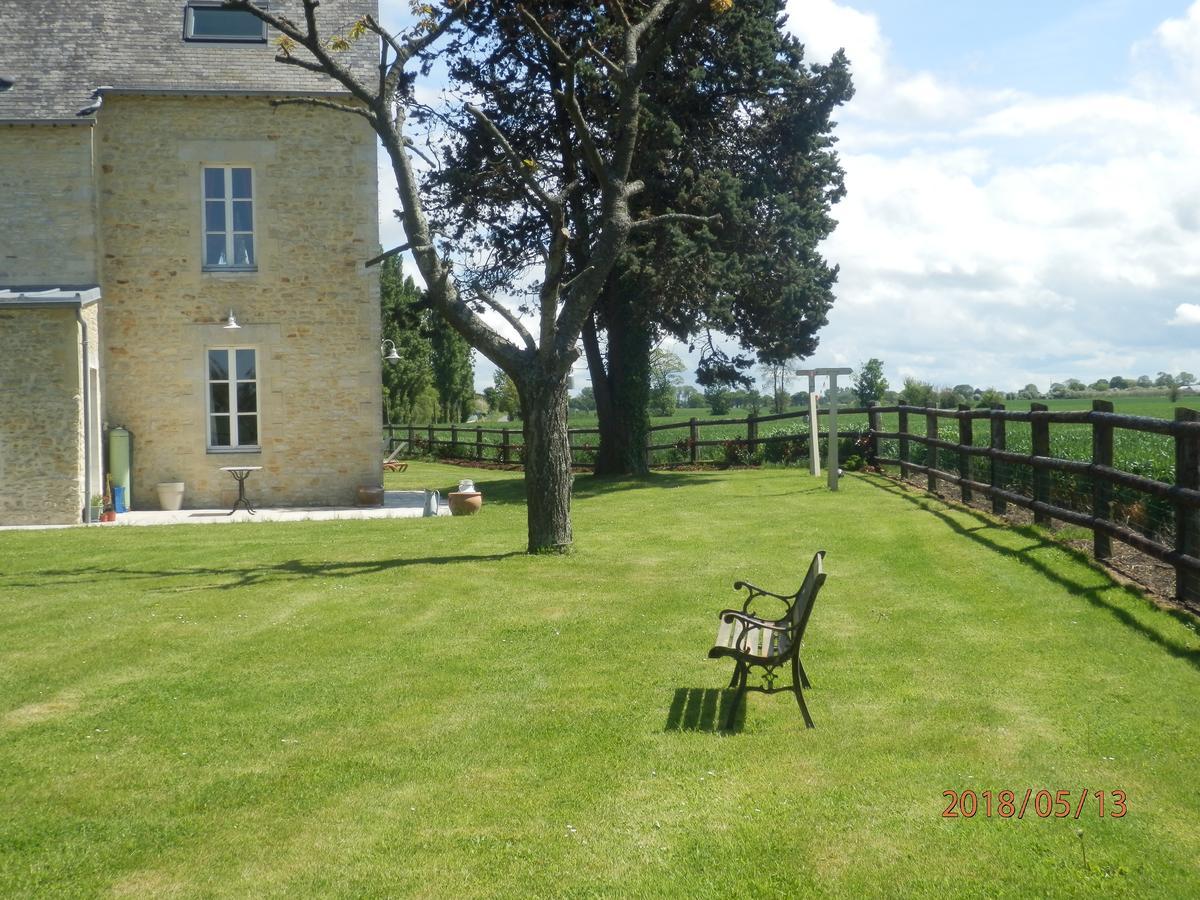 Magny-en-Bessin ラ フェルム ドゥ ラ グロンドゥヴィラ エクステリア 写真